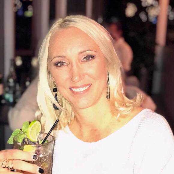 Meet your Posher, Kelly - Picture 1 of 1